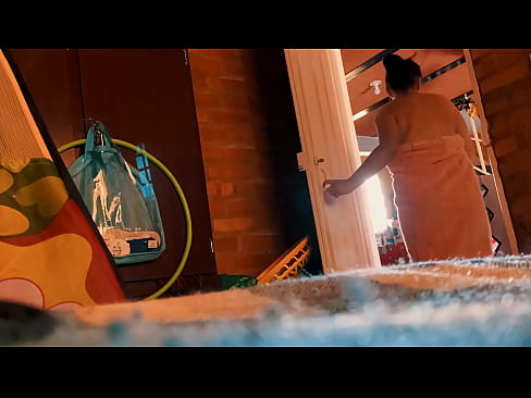 ❤️ Amcam beni duşa kadar takip ediyor, ben duş alırken beni sikiyor. ☑ Porno videosu tr.light2cloud.top ❤