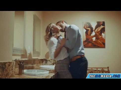 ❤️ Büyük memeli bir sarışın seni umumi tuvalette baştan çıkardığında ☑ Porno videosu tr.light2cloud.top ❤